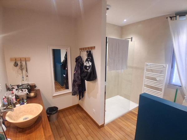 Villa 177m² - 4 chbres - piscine - 1300m² terrain