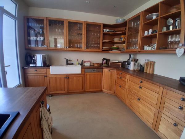 Villa 177m² - 4 chbres - piscine - 1300m² terrain