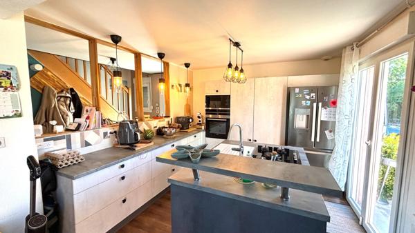 Maison 5 pièce(s) 3 chambre(s) 90 m²