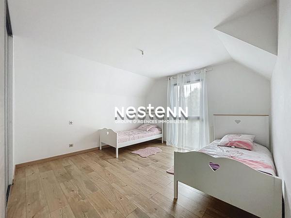 Maison contemporaine de 5 chambres avec terrain sur ESVRES