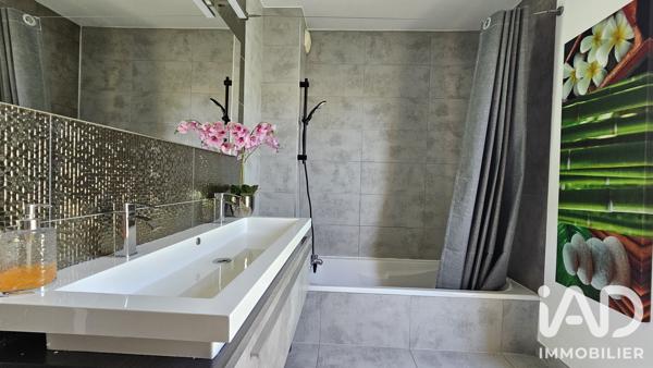 Maison à vendre 4 pièces 109 m² Saint-Philbert-de-Grand-Lieu