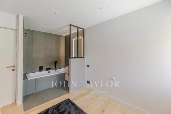 Maison entièrement rénovée - Meublée - 3 chambres - Terrasse - Exclusivité John Taylor
