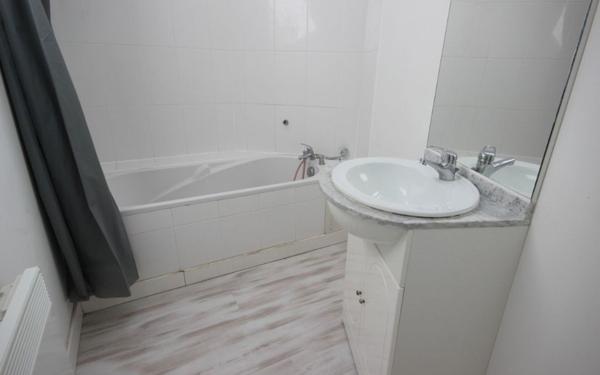 Appartement à louer    2 pièces •  Salies-de-Béarn