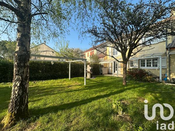 Maison à vendre 7 pièces 141 m² Rambouillet