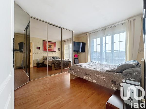 Maison à vendre 7 pièces 141 m² Rambouillet