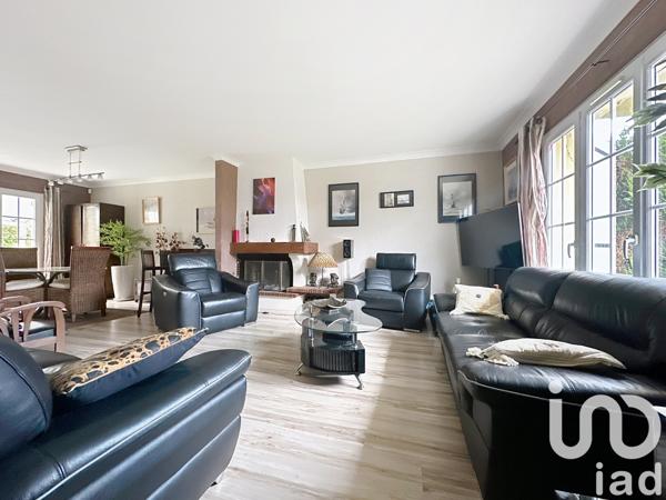 Maison à vendre 7 pièces 141 m² Rambouillet