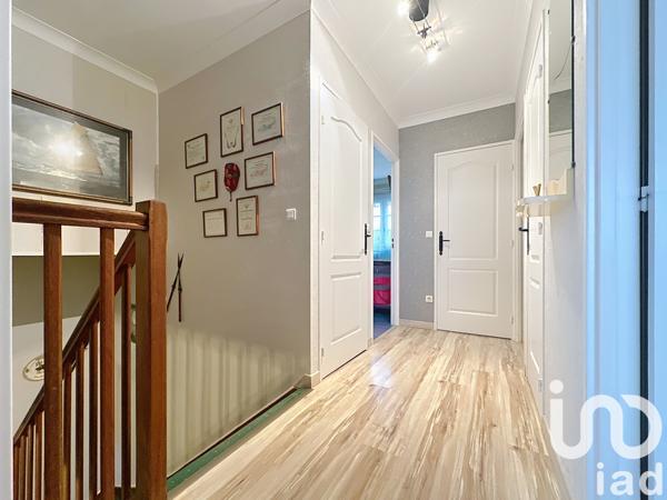 Maison à vendre 7 pièces 141 m² Rambouillet