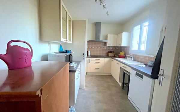 Appartement à vendre    4 pièces • 100,84 m2 Saintes