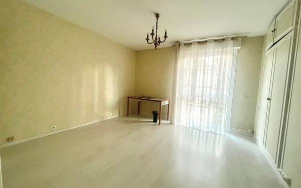 Appartement à vendre    4 pièces • 100,84 m2 Saintes