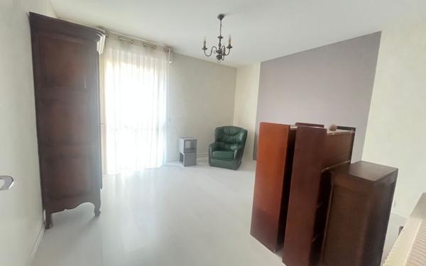 Appartement à vendre    4 pièces • 100,84 m2 Saintes