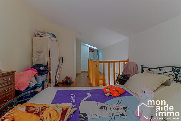 Maisonnette 2 pièces en duplex avec petit extèrieur