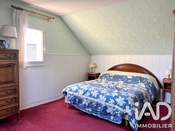 Maison à vendre 7 pièces 160 m² Le Mesnil-le-Roi