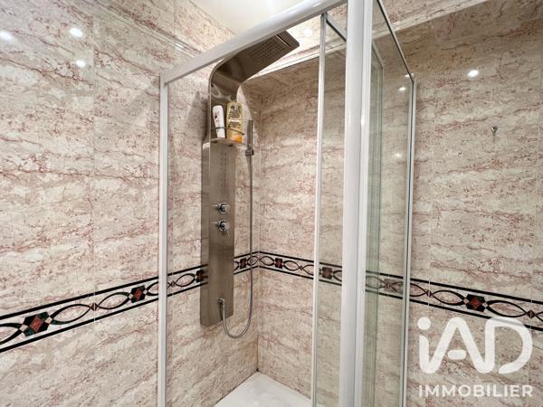 Maison à vendre 7 pièces 160 m² Le Mesnil-le-Roi