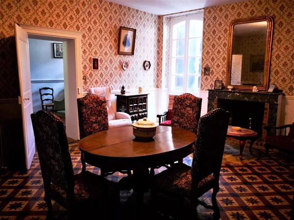 Vente Ferme 11 pièces 403 m2 à Saint-Juéry