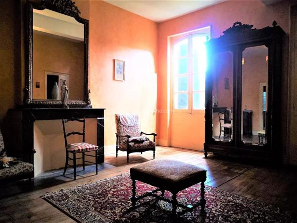 Vente Ferme 11 pièces 403 m2 à Saint-Juéry