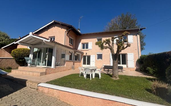 Maison à vendre    5 pièces • 176 m2 Trévoux