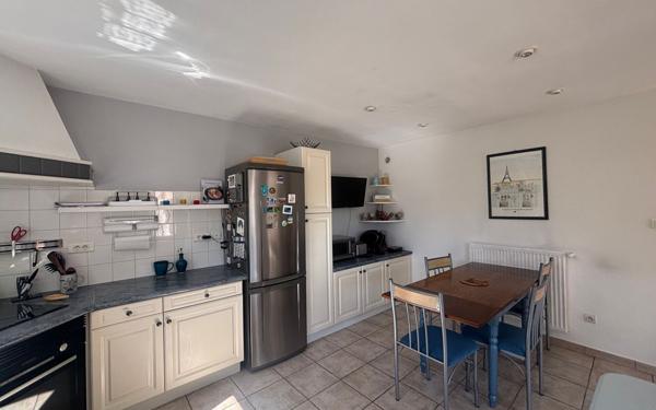 Maison à vendre    5 pièces • 176 m2 Trévoux