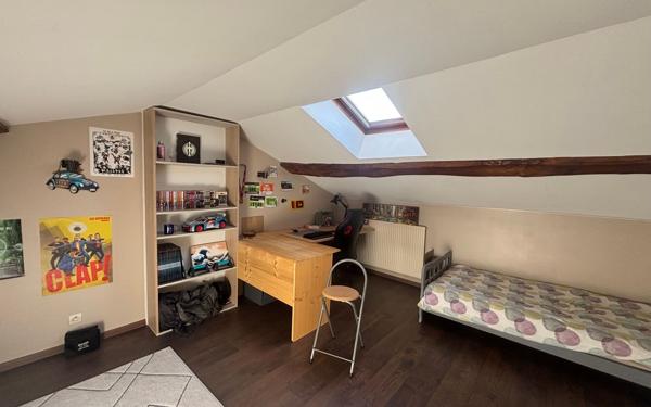 Maison à vendre    5 pièces • 176 m2 Trévoux