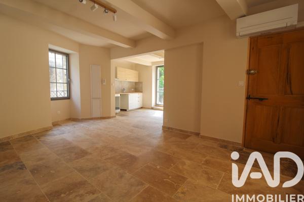 Location appartement 3 pièces 62 m² Montaren-et-Saint-Médiers