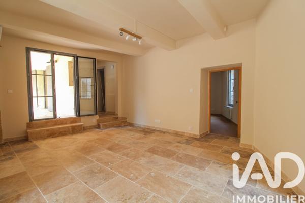 Location appartement 3 pièces 62 m² Montaren-et-Saint-Médiers