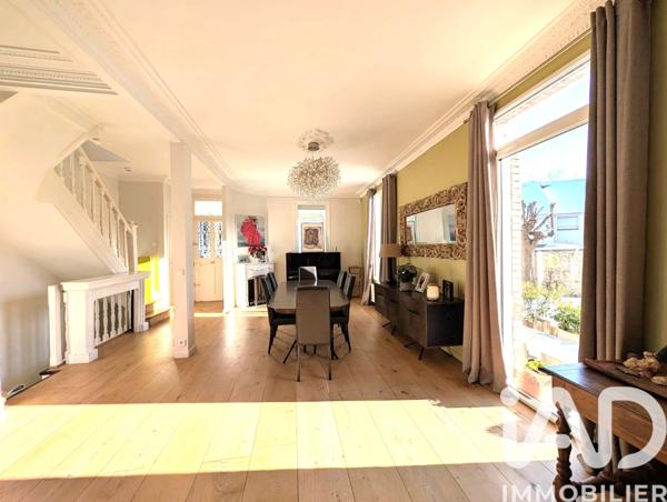 Maison à vendre 8 pièces 213 m² Versailles