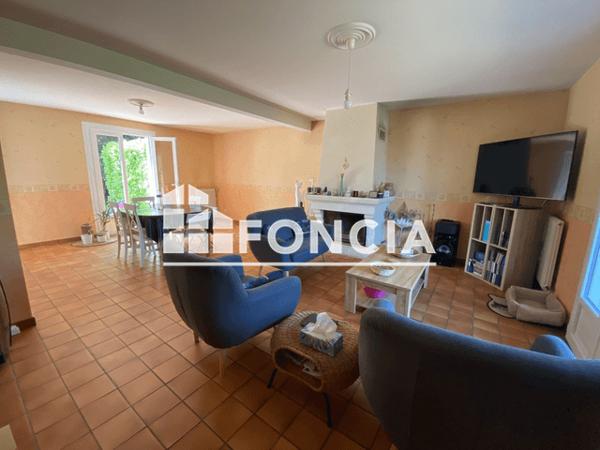Location Maison 5 pièces 123.18 m² - 19 RUE DUPERRE Ballan-mire 37510