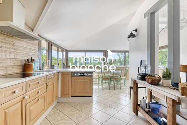MAISON D'ARCHITECTE 156M² , BRIOLLAY