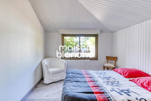 MAISON D'ARCHITECTE 156M² , BRIOLLAY