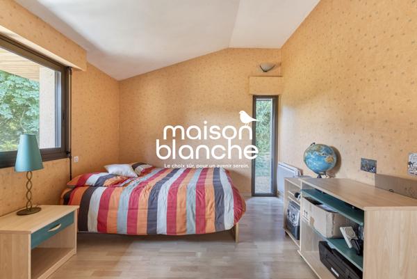 MAISON D'ARCHITECTE 156M² , BRIOLLAY