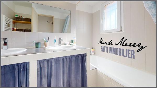 Villa - 4 chambres -piscine-double garage -2100m2