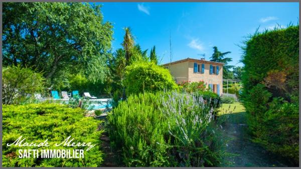 Villa - 4 chambres -piscine-double garage -2100m2