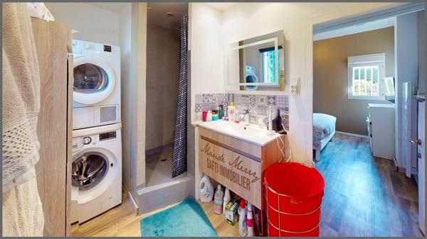 Villa - 4 chambres -piscine-double garage -2100m2