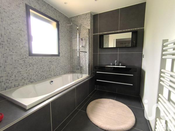 Maison à vendre 5 pièces 154 m² Trans-en-Provence