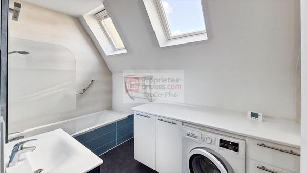 Maison  5 pièces  TBE  dpe A  calme 112 m2 (166m2 au sol)