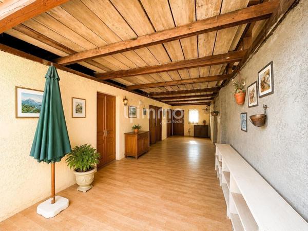 maison mitoyenne 4 pièces sur 8 ares de terrain