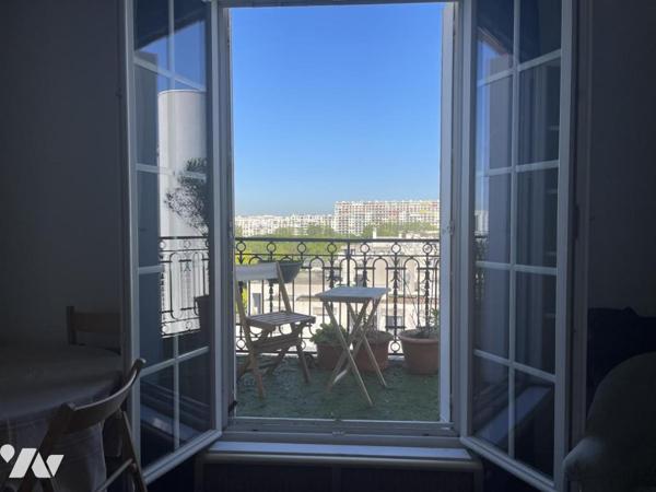 Vente Appartement avec Balcon  à Paris 15e Arrondissement