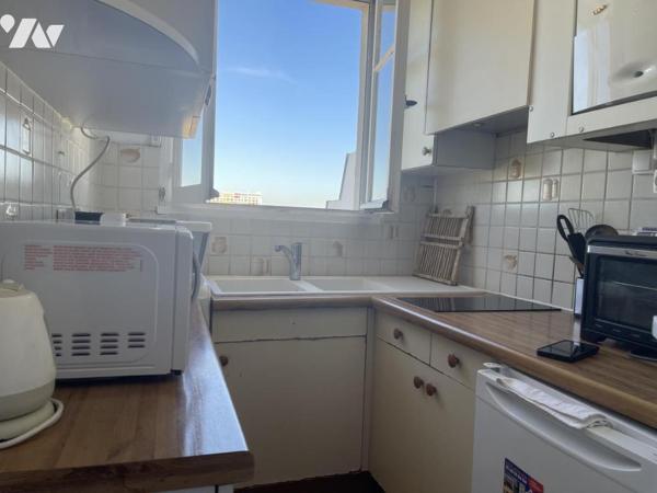 Vente Appartement avec Balcon  à Paris 15e Arrondissement