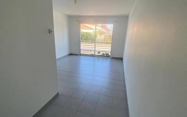 Appartement à vendre    2 pièces • 42 m2 Dompierre-sur-Mer