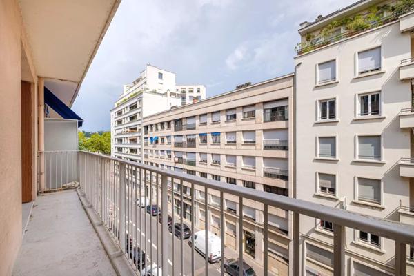 Vente Appartement 3 pièces 73 m2 à Lyon 6