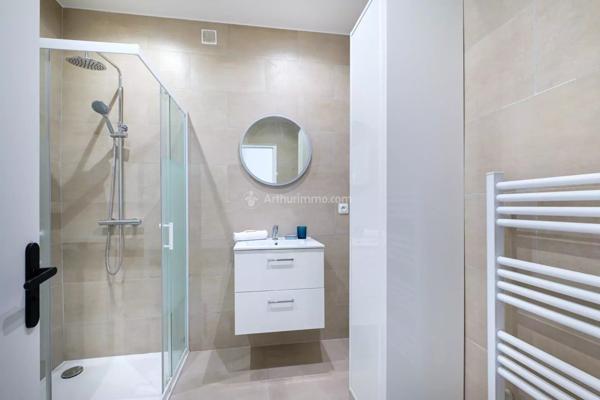 Vente Appartement 3 pièces 73 m2 à Lyon 6