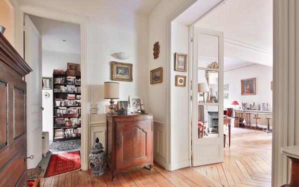 Appartement à vendre    4 pièces • 95,10 m2 Paris 16