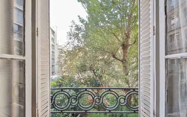 Appartement à vendre    4 pièces • 95,10 m2 Paris 16