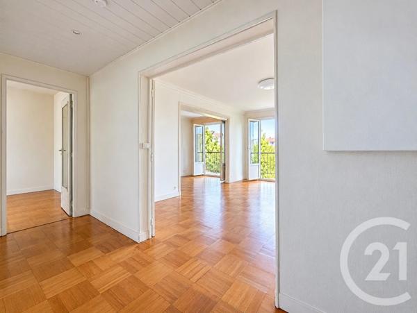 Appartement T3 à vendre  3 pièces - 62,03 m 2   SURESNES  - 92