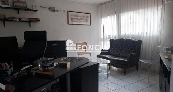 À vendre Local commercial 37 m² - Hyères 83400