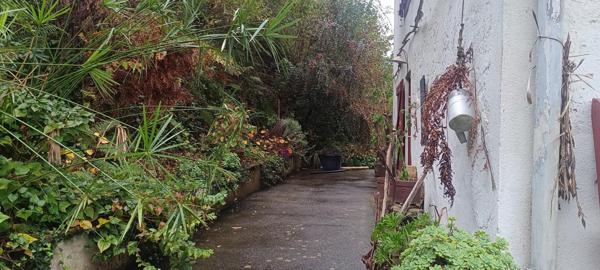 Maison traditionnelle sur 3 niveaux de 270m2