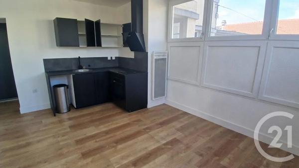 Appartement F3 à vendre  3 pièces - 55,73 m 2   LA FERTE SOUS JOUARRE  - 77