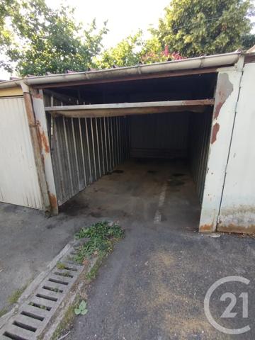 Parking à vendre  13 m 2   SAVIGNY SUR ORGE  - 91