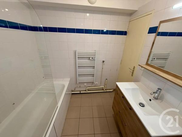 Appartement F2 Bis à vendre  3 pièces - 47 m 2   DAMMARTIN EN GOELE  - 77