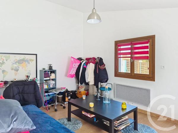 Maison à vendre  4 pièces - 79 m 2   ST PIERRE LES NEMOURS  - 77