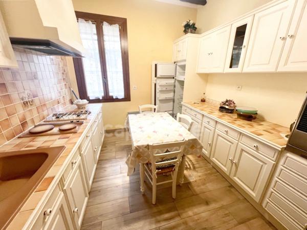 Vente Appartement 3 pièces 2 chambres lumineux 64 m² à Manosque centre historique – Cave et grenier
